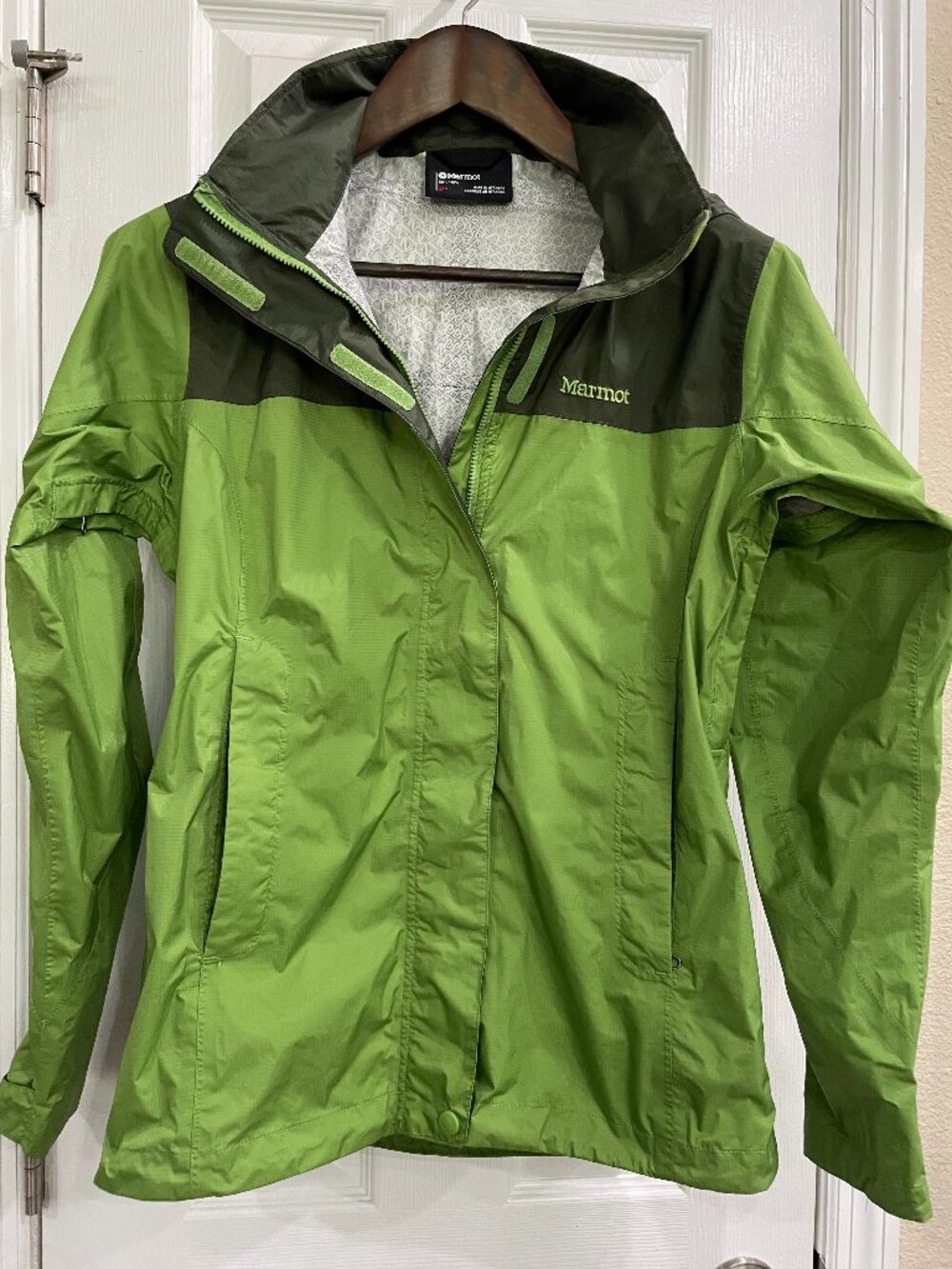 Marmot PreCip Eco Rain Jacket Womens Small Green Waterproof Hooded Shell LikeNew